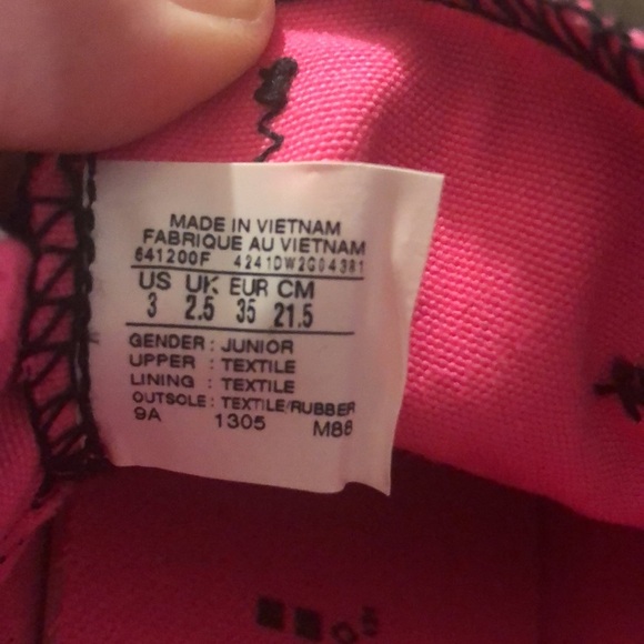 NWT Converse Slip Ons, Juniors 3 (Woman’s 6.5) - Picture 8 of 8